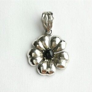 ARTISAN Handmade  Sterling Silver Onyx Rose pendant for necklace